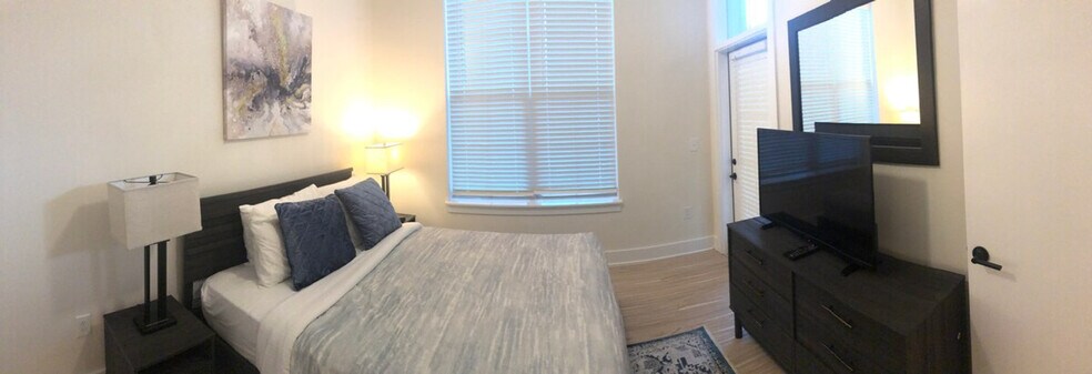 Building Photo - 6915 Endhaven Ln