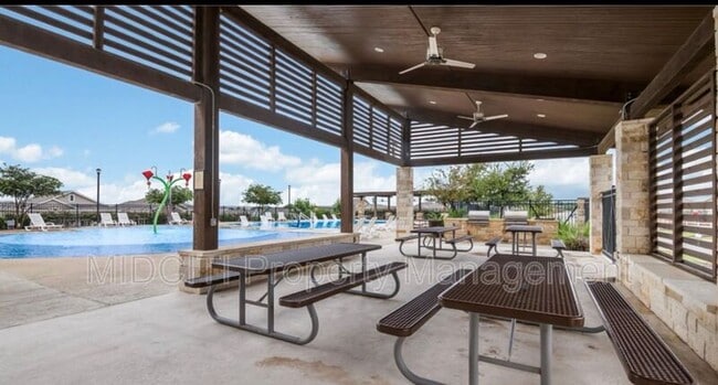 Building Photo - 1926 Wood Warbler