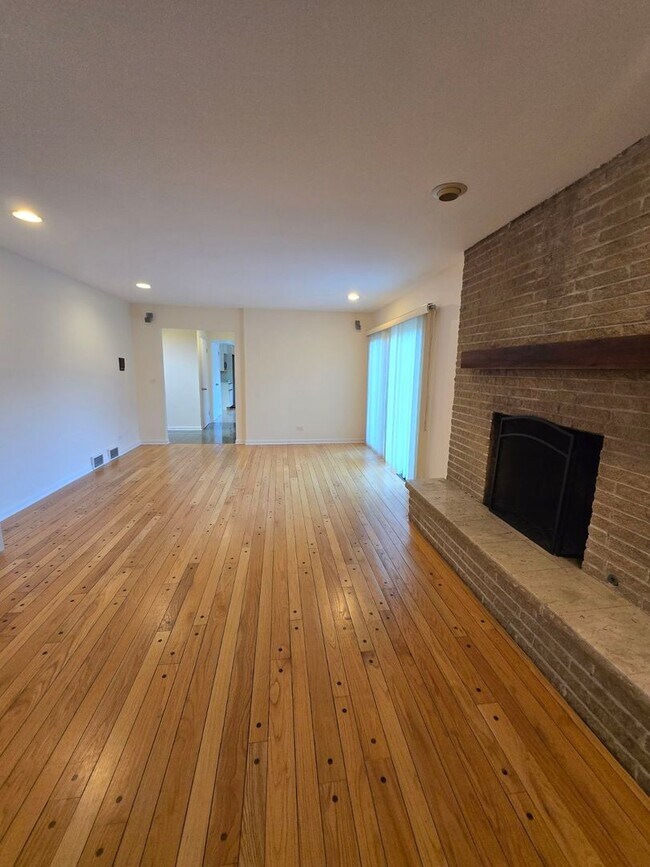 Building Photo - 2175 Kipling Ln