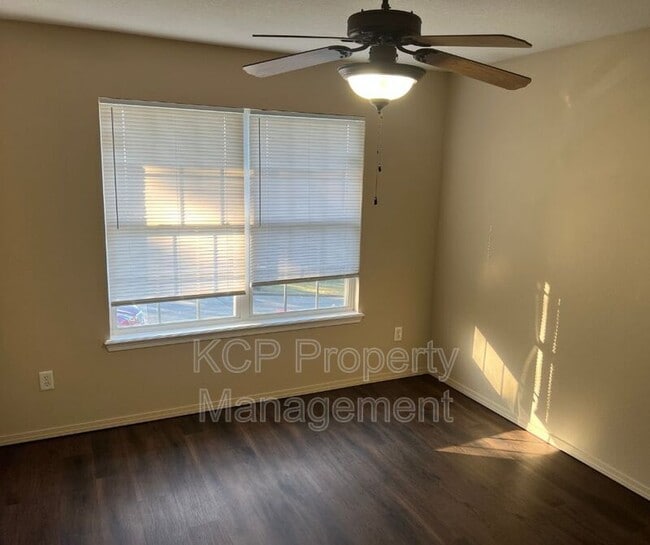 Building Photo - 2208 Kaylonni Ln