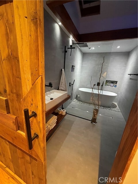 Building Photo - 5229 E Brockwood St