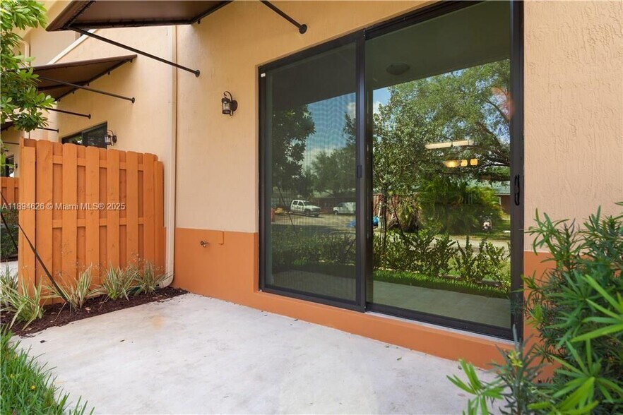 Building Photo - 6301 S Station Sq
