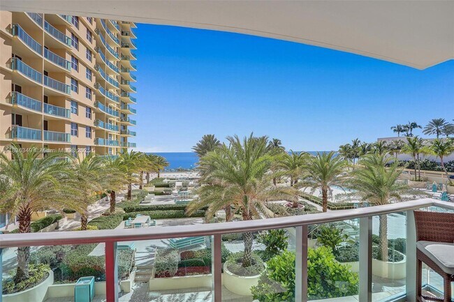 Building Photo - 2501 S Ocean Dr