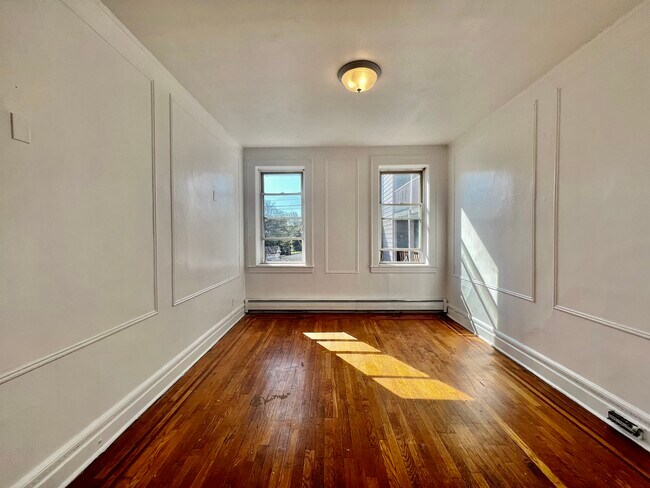 340 Myrtle Ave 2 - 341 Myrtle Ave