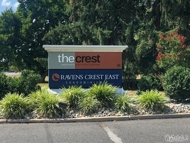 Primary Photo - 1413 Ravens Crest Dr