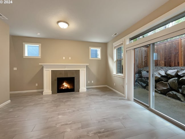 Building Photo - 1551 19th Ave