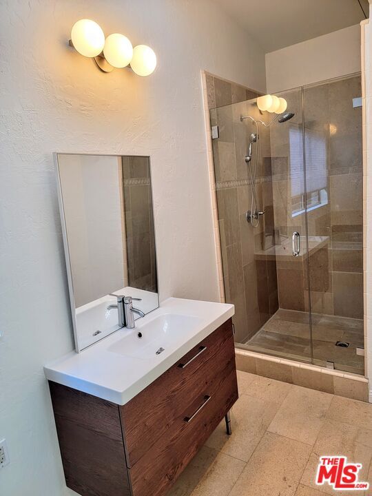 Building Photo - 4218 Vanetta Dr