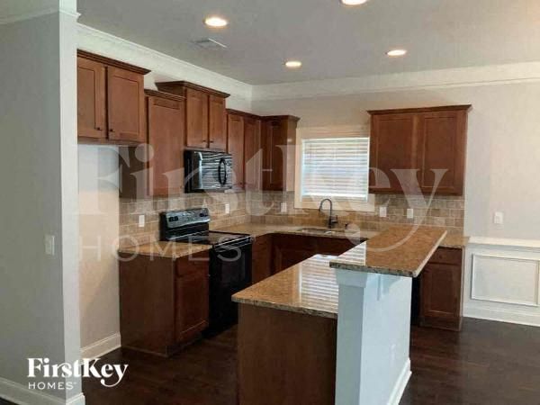 Building Photo - 115 Muscogee Dr