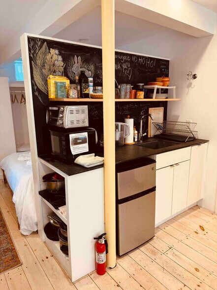 Building Photo - 15 Wayburn Rd