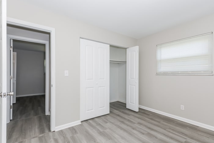 Building Photo - 138 Montgomery Ave