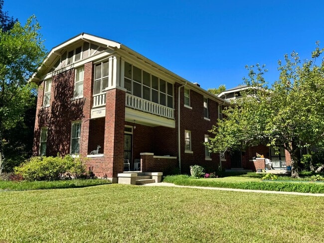 Building Photo - 1720 Harbert Ave