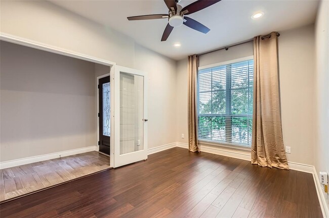 Building Photo - 116 Painted Lady Cove