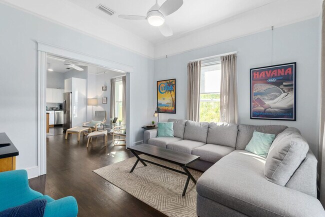 Building Photo - 17 Old Mission Ave