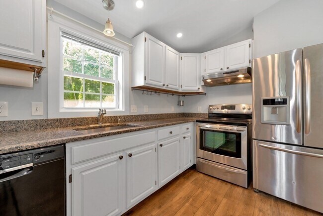 Building Photo - 19 Winthrop Ave