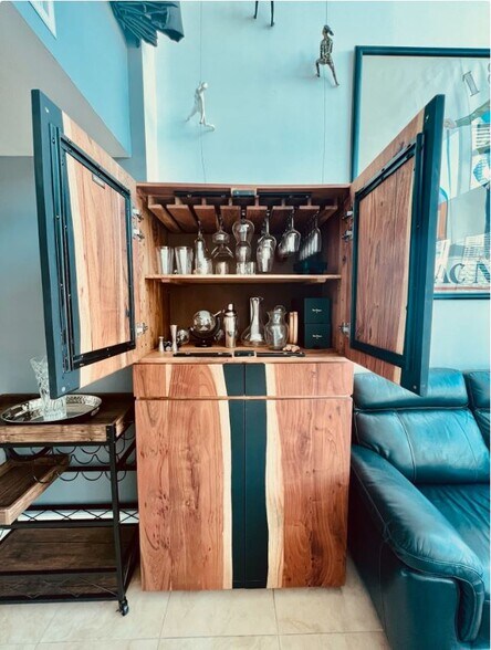 Building Photo - 41 SE 5th St