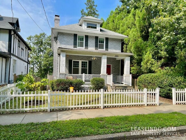 Primary Photo - 5820 Broad Branch Rd NW