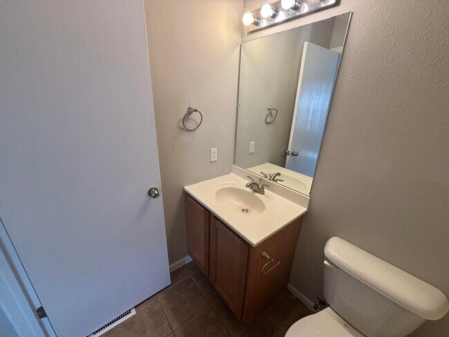 Building Photo - 5311 Currituck Ln