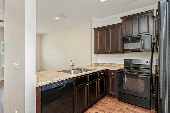 Building Photo - 175 Iron Horse Dr E