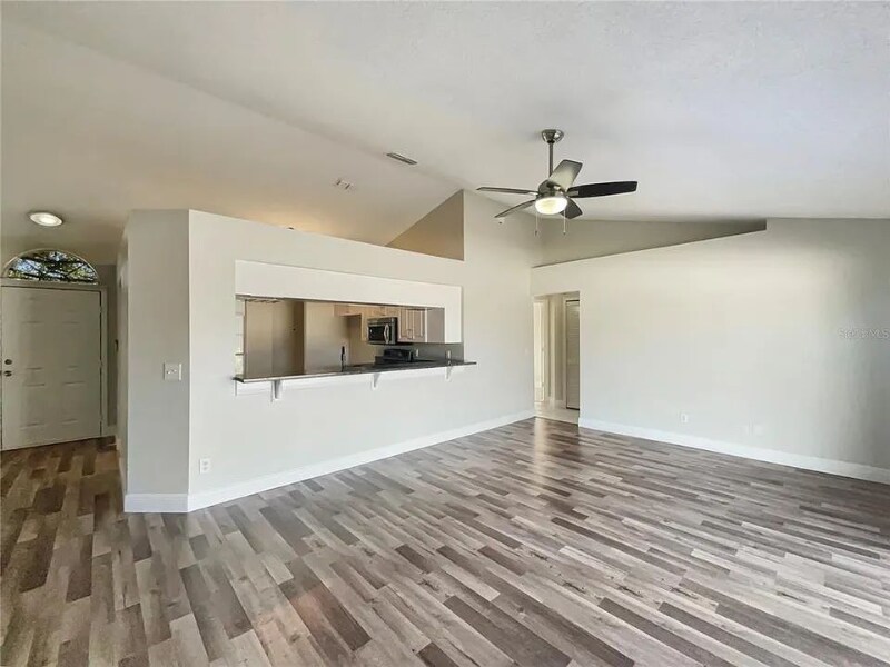 Building Photo - 441 Nevada Loop Rd