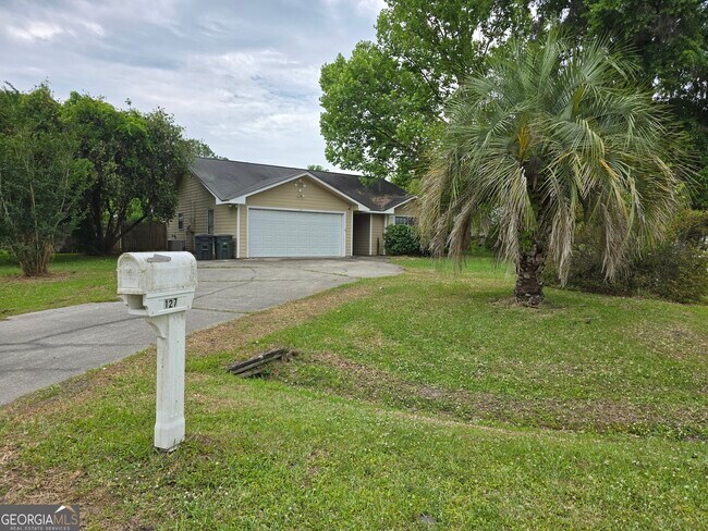 Building Photo - 127 Summerfield Dr