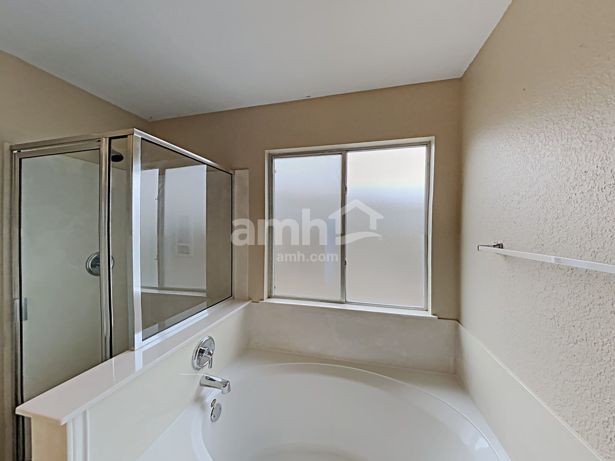 Building Photo - 12322 Mountain Pne