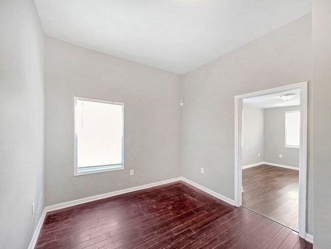 Building Photo - Recently Updated 4 Bedroom 2 Bath Ranch in the Pittsburgh area of Atlanta - Housing Vouchers Acce...