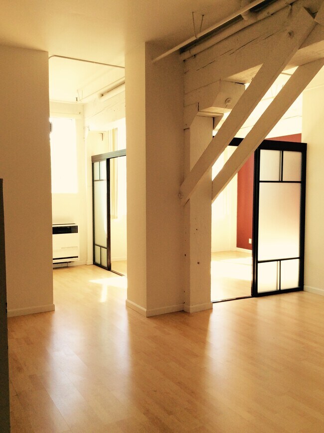 Building Photo - 601 Minnesota St