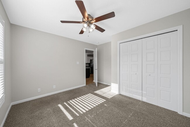 Building Photo - Pet Friendly Three Bedroom!