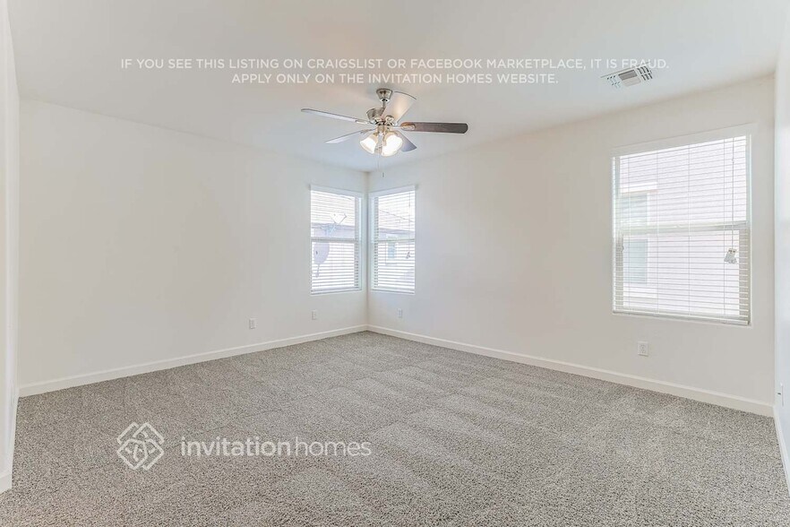 Building Photo - 1375 S Moccasin Trail