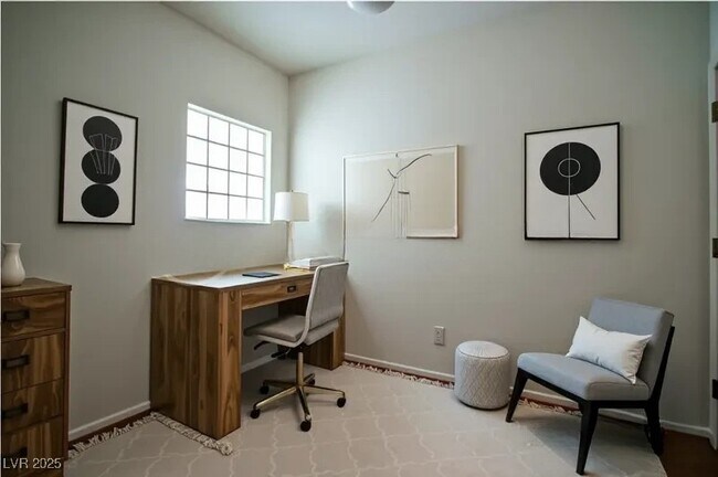 Building Photo - 10520 Shoalhaven Dr