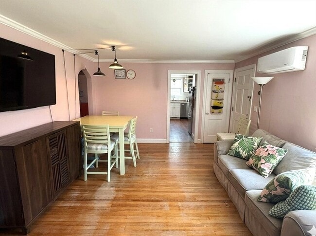 Building Photo - 188 South St