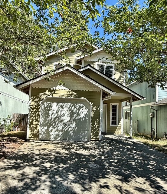Building Photo - 88 NW Lopez Ln