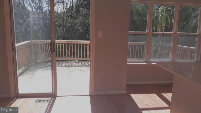Building Photo - 6623 Patent Parish Ln