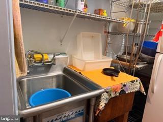 Building Photo - 736 S 8th St