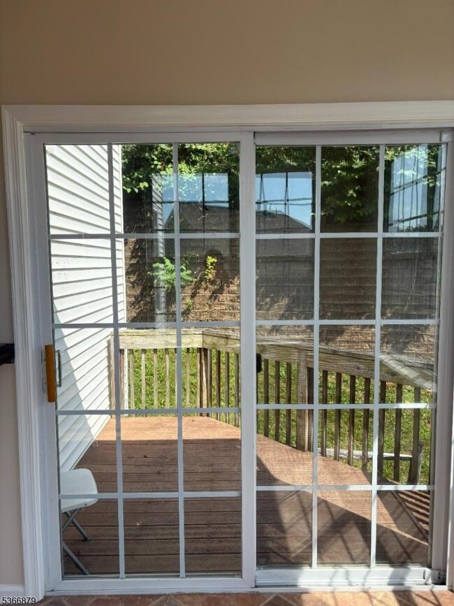 Building Photo - 312 Winding Hill Dr