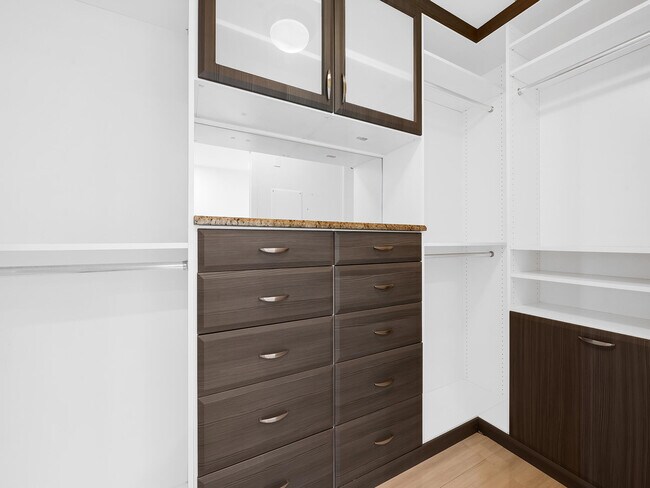 Building Photo - 701 N Fort Lauderdale Beach Blvd