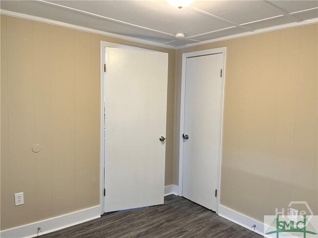 Building Photo - 11 Mikell St