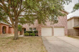 Building Photo - 3701 Lazy River Ranch Rd