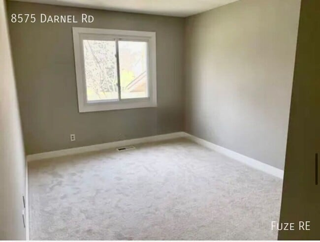 Building Photo - 8575 Darnel Rd