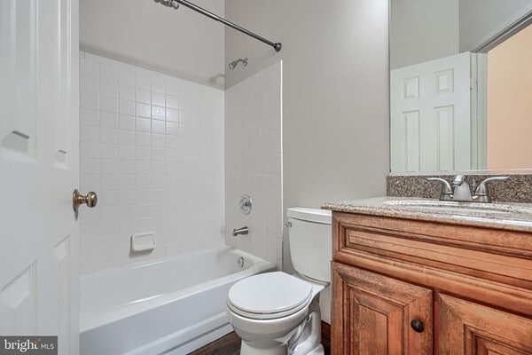 Building Photo - 6635 Commodore Ct