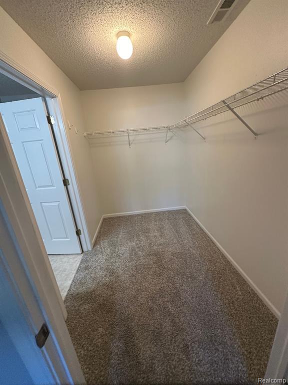 Building Photo - 12101 Pinehurst Ln