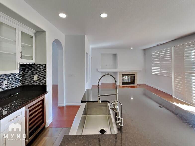 Building Photo - 1350 Coppa Ct