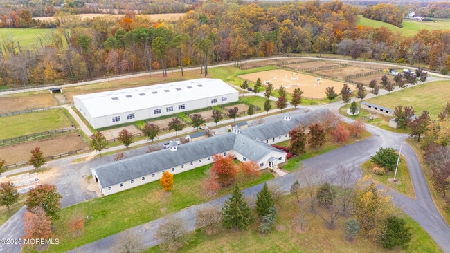 Primary Photo - 52 Hill Rd