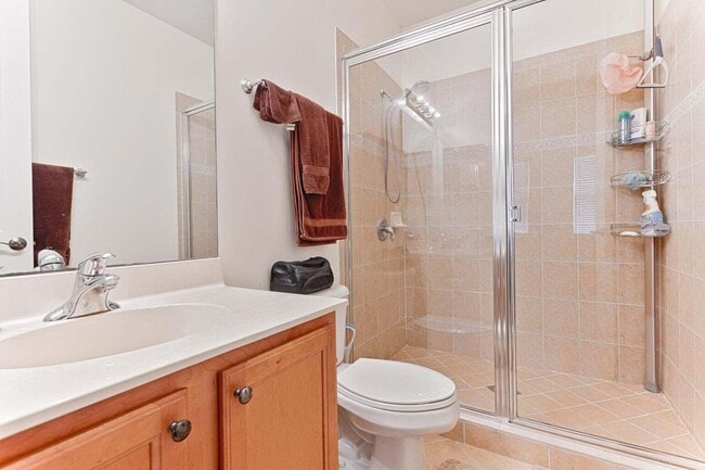 Building Photo - 660 Amador Ln