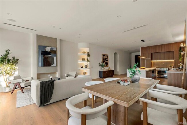 Building Photo - 17827 Miranda St