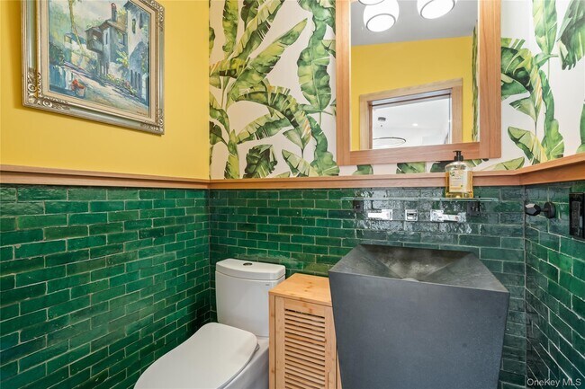 Building Photo - 14 Tall Tree Ct