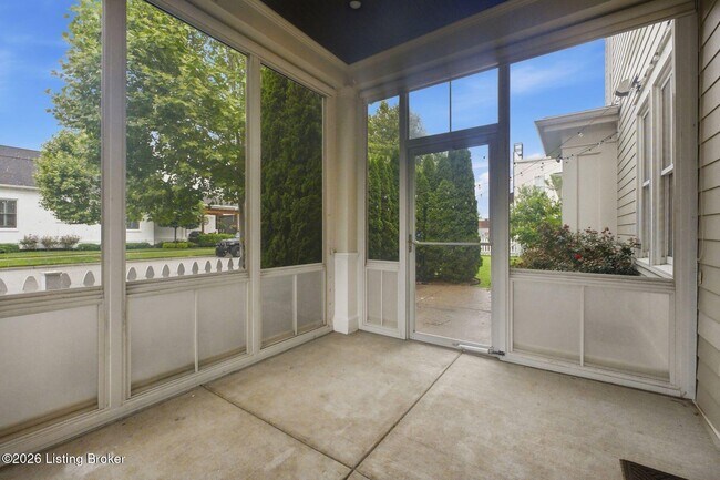 Building Photo - 6300 Mistflower Cir