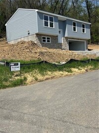 Building Photo - 102 Cedar Aly