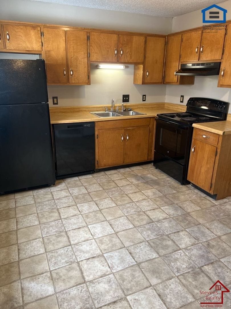 Building Photo - 181 East Ave