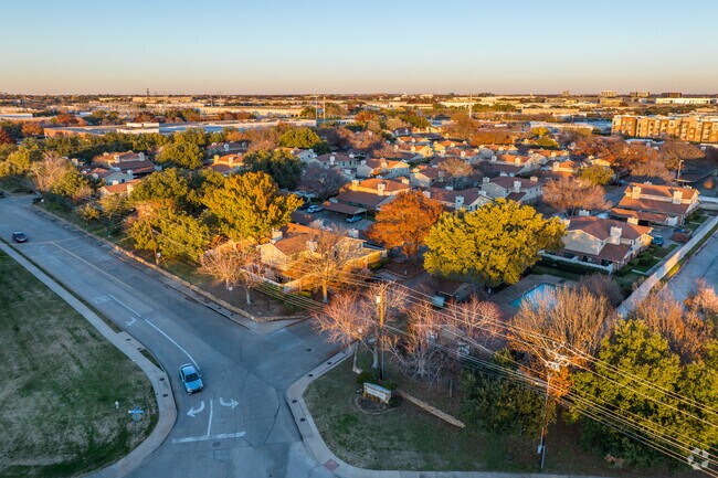 Alternate Building View - Ridgeline Townhomes Home Owners Association, Inc.